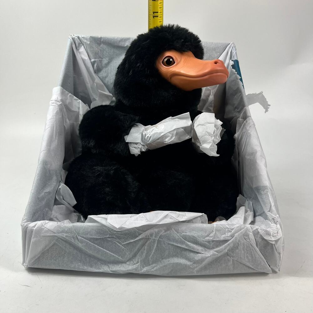 Universal Studios Harry Potter Large Full Niffler Plush Sound Movement New Box - Picture 5 of 6